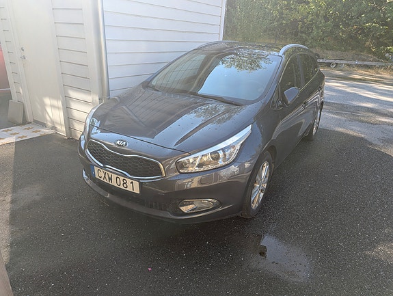 Kia Ceed 2 of 9