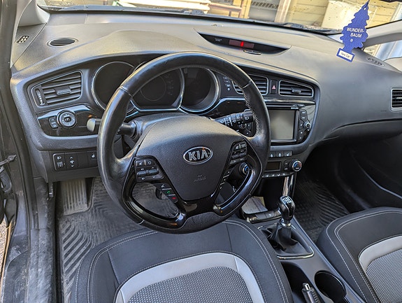 Kia Ceed 7 of 9