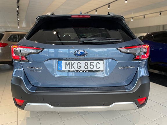 Subaru Outback 5 of 23
