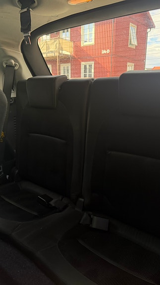 Nissan Qashqai+2 2 of 5