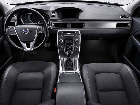 Volvo XC70 16 of 28