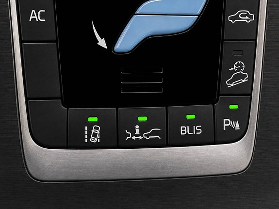 Volvo XC70 20 of 28