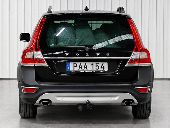 Volvo XC70 8 of 28