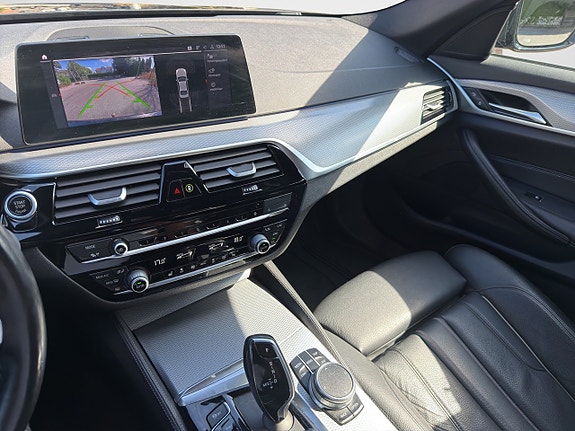 BMW 520d 11 of 17