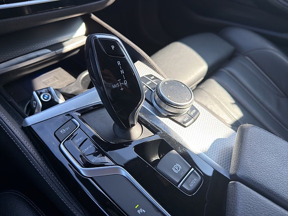 BMW 520d 15 of 17