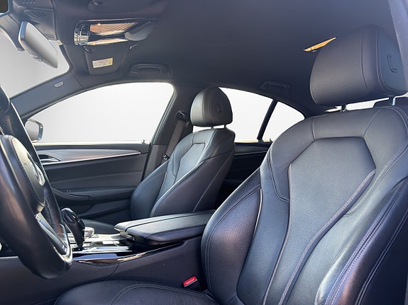 BMW 520d 12 of 17