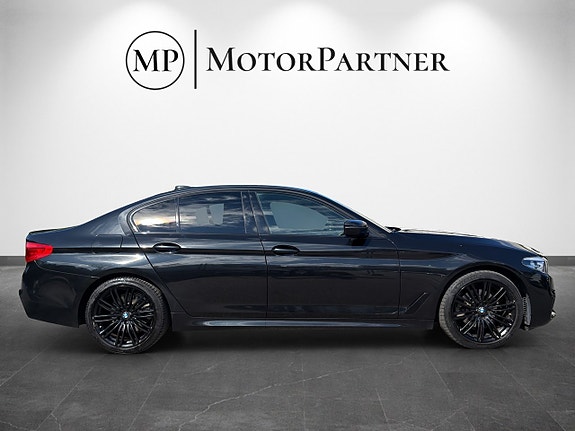 BMW 520d 8 of 17