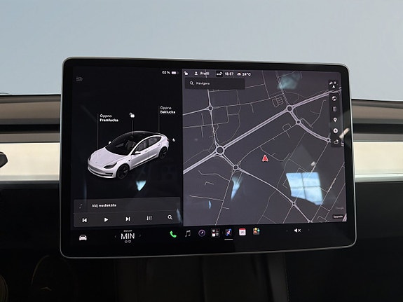 Tesla Model 3 11 of 21