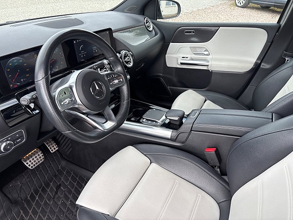 Mercedes-Benz B200 6 of 12