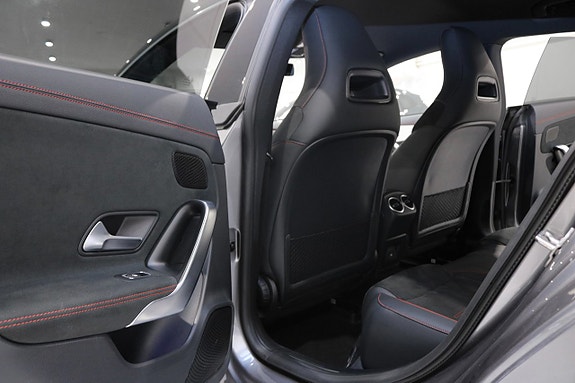 Mercedes-Benz CLA200 15 of 30