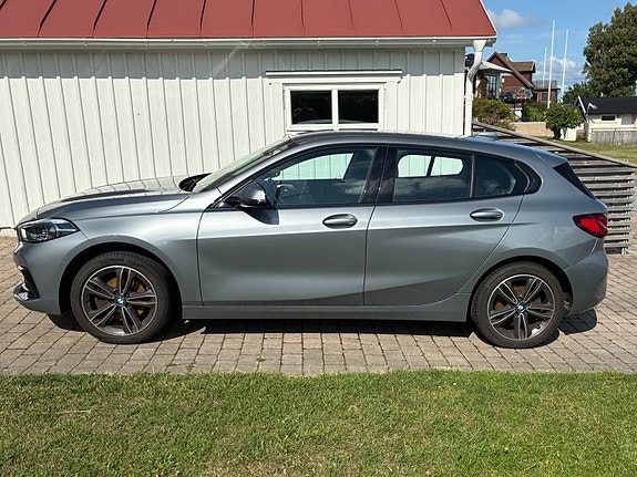 BMW 118i 4 of 4