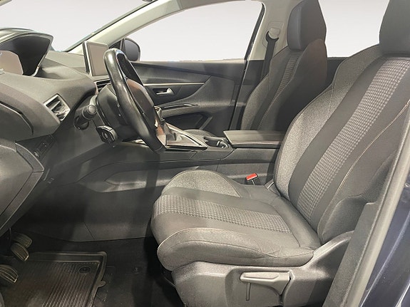 Peugeot 5008 9 of 23