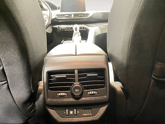 Peugeot 5008 21 of 23