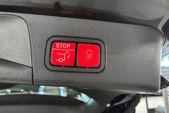 Mercedes-Benz GLB200 16 of 20