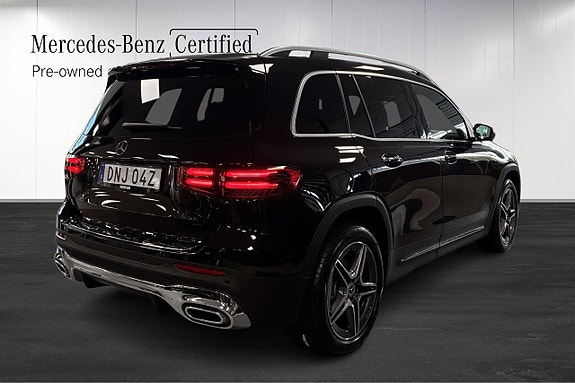 Mercedes-Benz GLB200 3 of 20