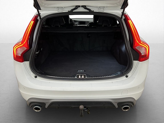Volvo V60 30 of 30