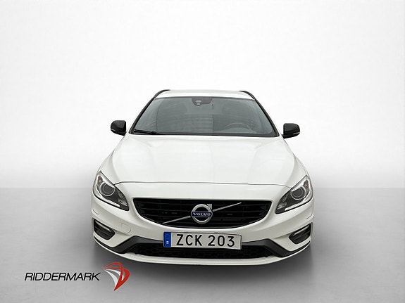 Volvo V60 2 of 30