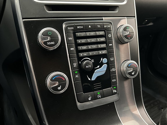 Volvo V60 24 of 30