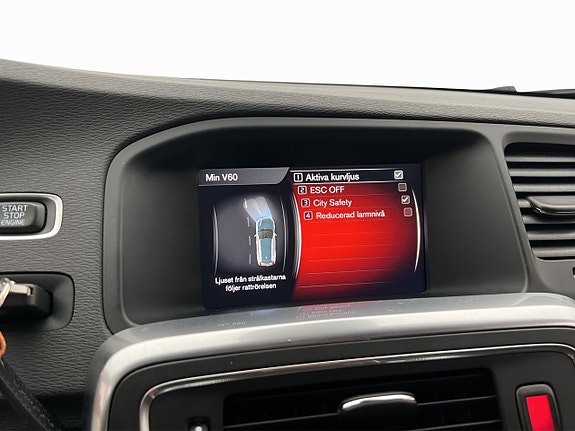 Volvo V60 22 of 30