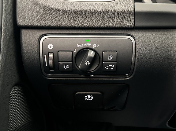 Volvo V60 15 of 30