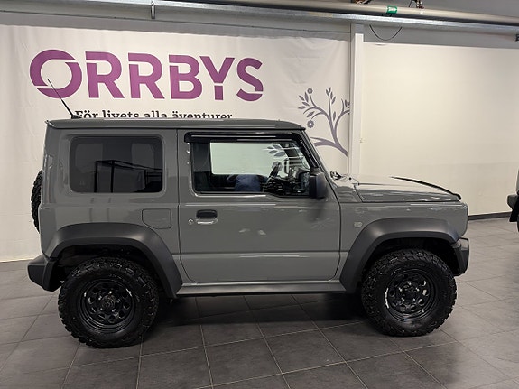 Suzuki Jimny 3 of 11