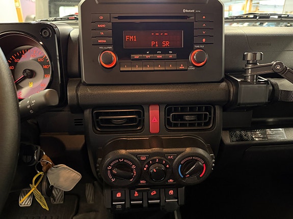 Suzuki Jimny 9 of 11