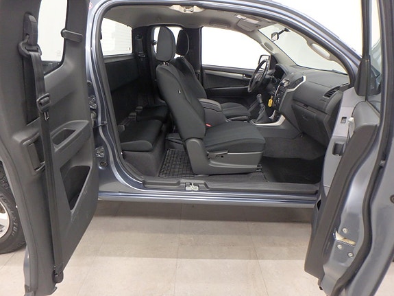 Isuzu D-max 15 of 18