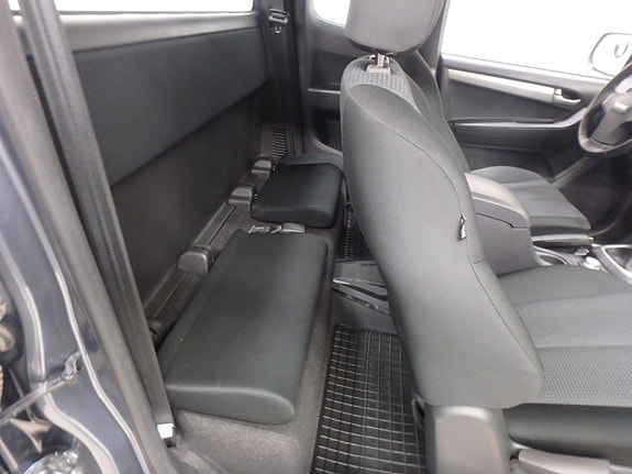 Isuzu D-max 14 of 18