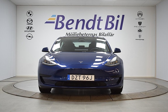 Tesla Model 3 5 of 23