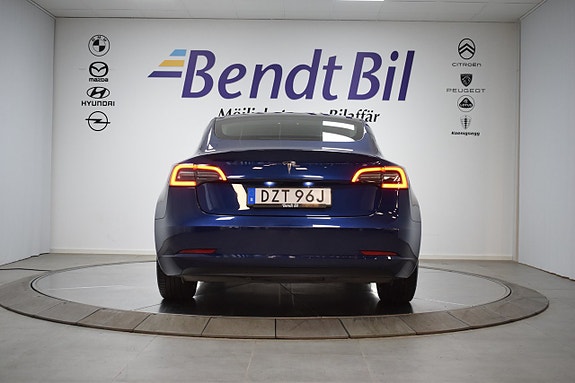 Tesla Model 3 3 of 23
