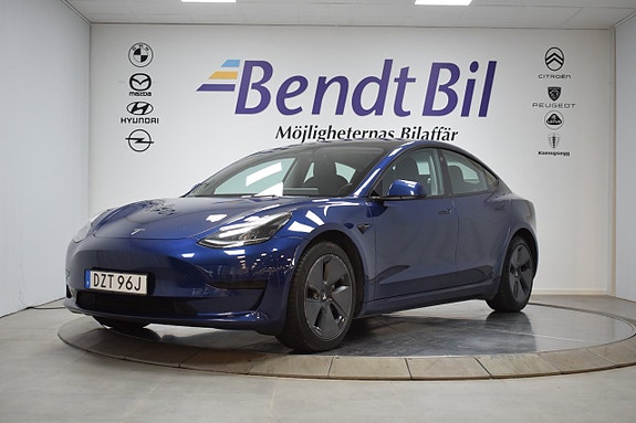 Tesla Model 3 6 of 23