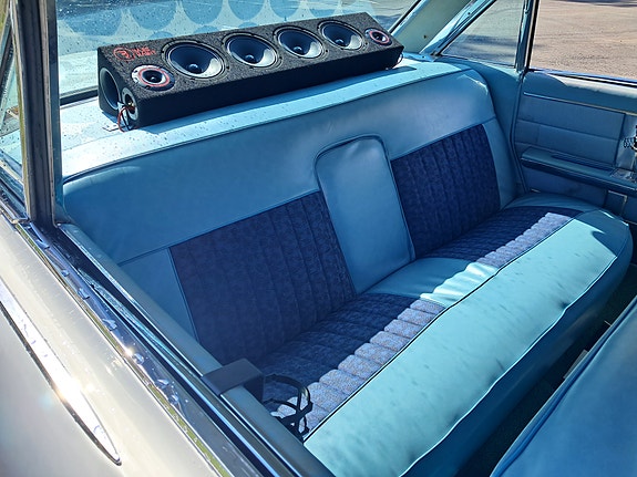 Buick Electra 225 7 of 9