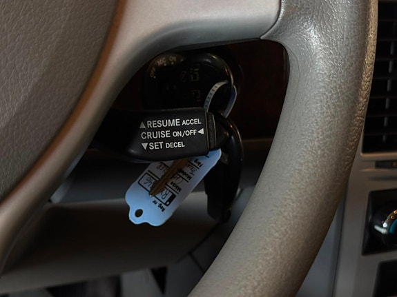 Chrysler Town & Country 17 of 19