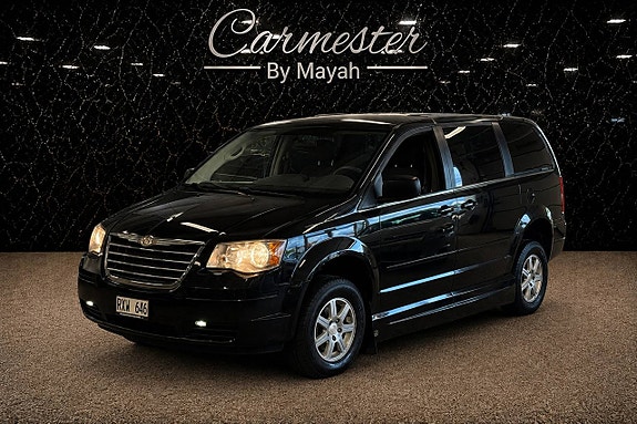 Chrysler Town & Country 2 of 19