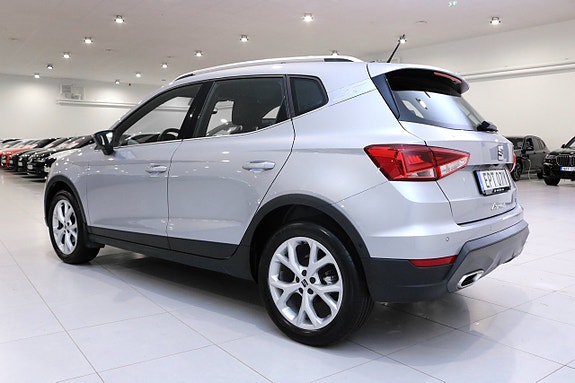Seat Arona 5 of 25