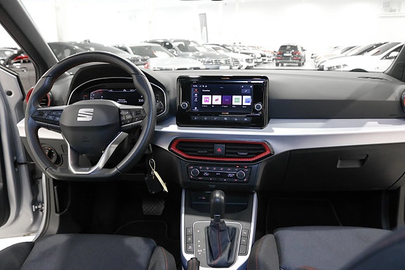 Seat Arona 13 of 25