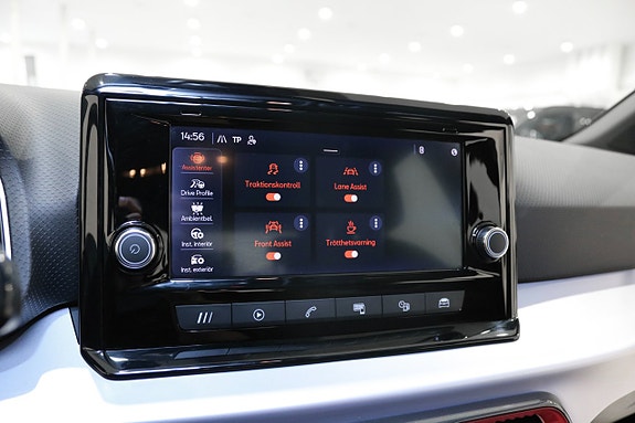 Seat Arona 21 of 25