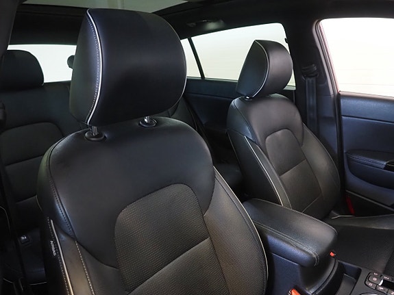 Kia Sportage 12 of 26