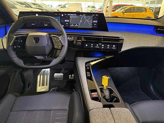 Peugeot 5008 12 of 17