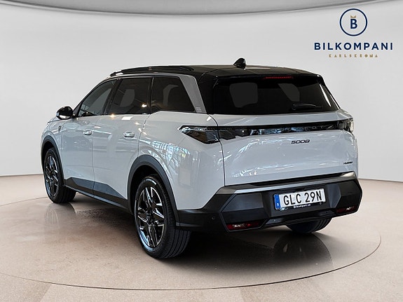 Peugeot 5008 3 of 17