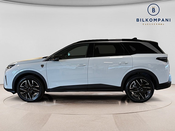 Peugeot 5008 2 of 17