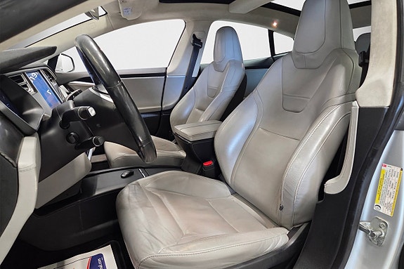 Tesla Model S 9 of 20
