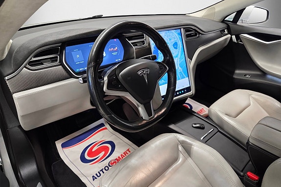 Tesla Model S 8 of 20