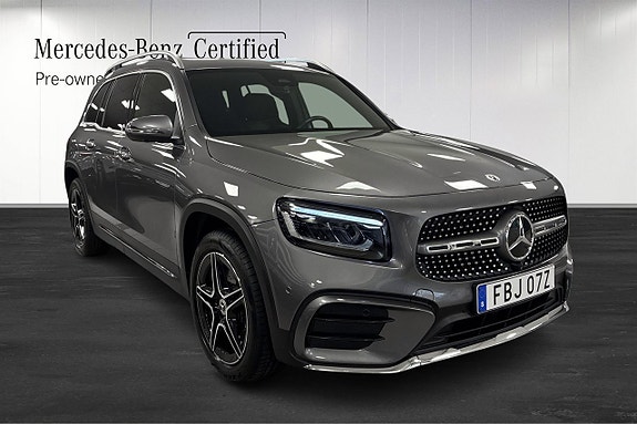 Mercedes-Benz GLB200 2 of 17