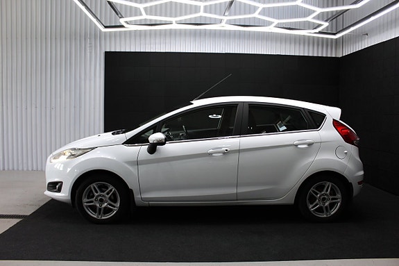 Ford Fiesta 2 of 14