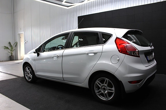 Ford Fiesta 3 of 14