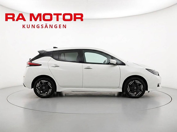 Nissan Leaf 7 of 23