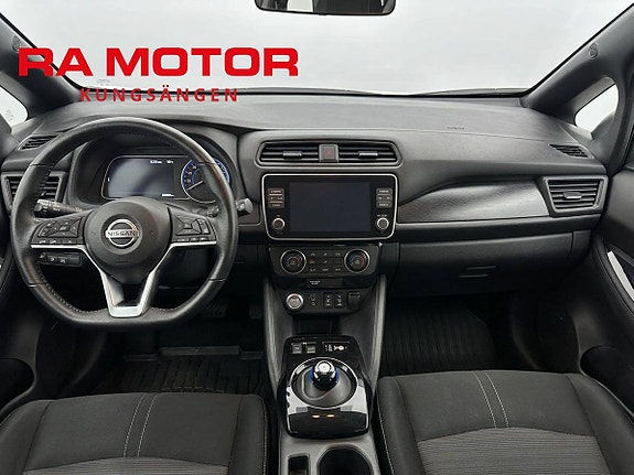 Nissan Leaf 17 of 23