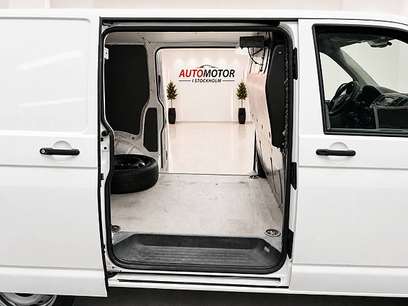 Volkswagen Transporter 8 of 22