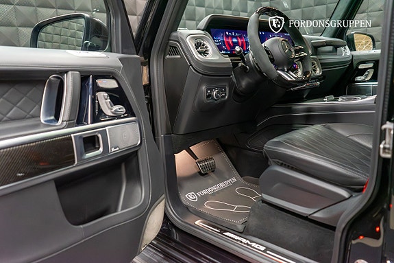 Mercedes-Benz G63 13 of 25